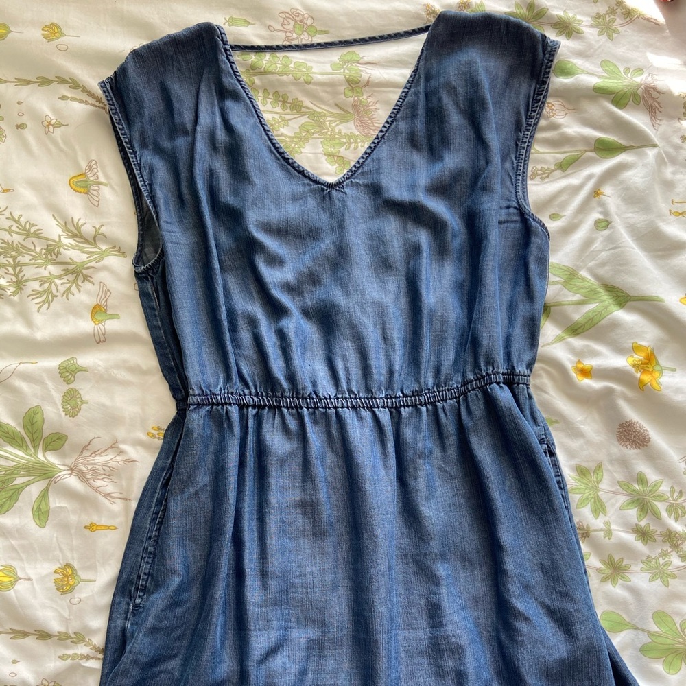 Universal thread dress size large